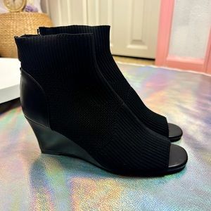 Adrienne Vittadini - Abelo Wedge Sock Bootie in Black Knit. Size 9 1/2. NWT